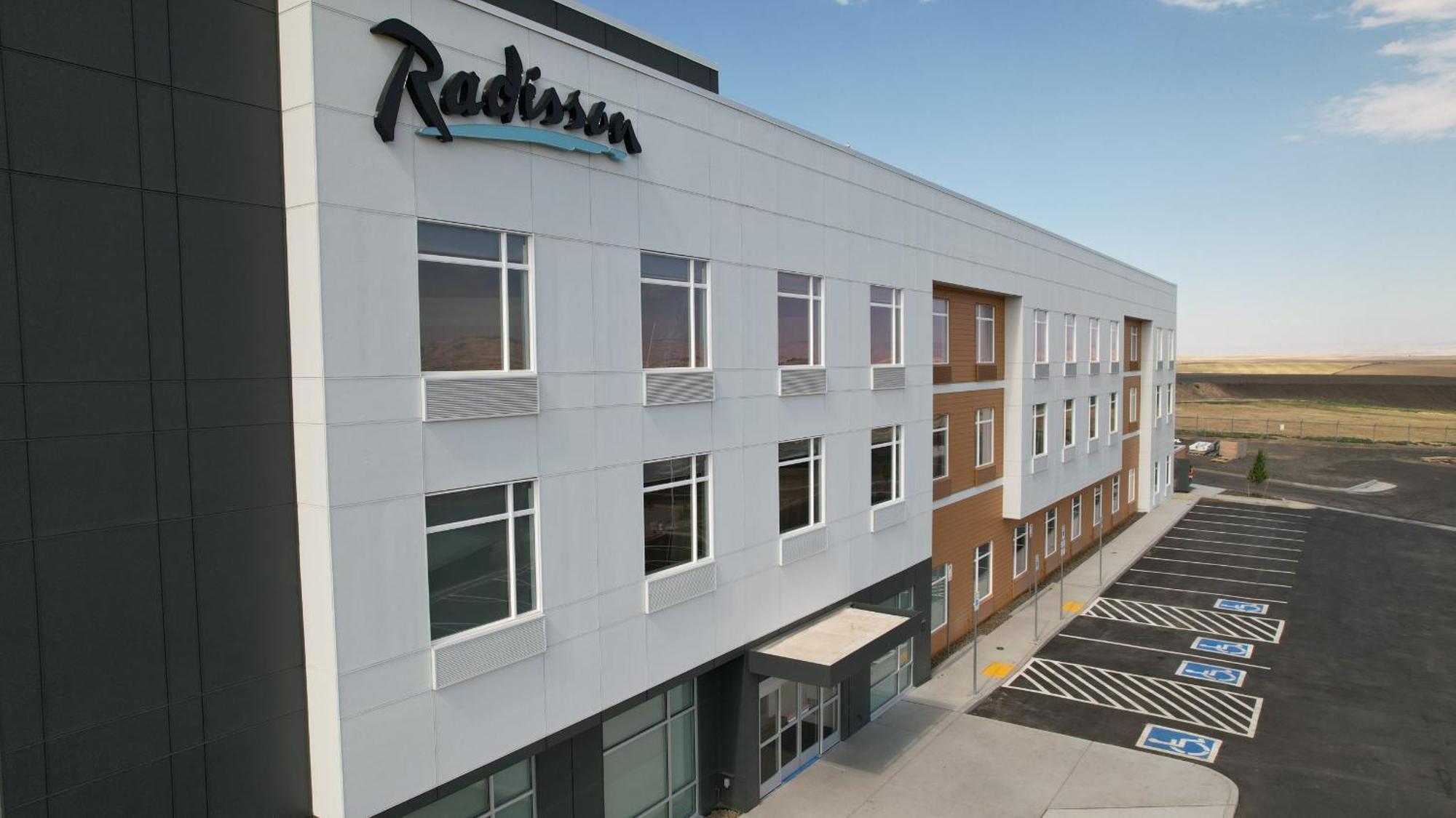 Radisson Hotel Pendleton Airport Kültér fotó